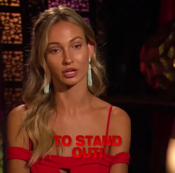 this new bachelor contestant faking an australian accent is either crazy or crazy like a fox texts from last night - This New ‘Bachelor’ Contestant Faking An Australian Accent Is Either Crazy Or Crazy Like A Fox – Texts From Last Night
