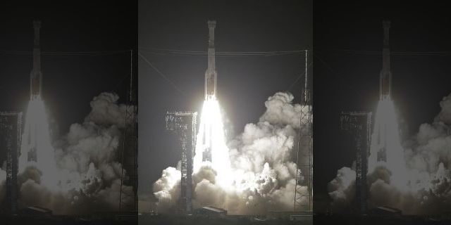 A United Launch Alliance Atlas V rocket carrying the Boeing Starliner crew capsule on an Orbital Flight Test to the International Space Station lifts off from Space Launch Complex 41 at Cape Canaveral Air Force station, Friday, Dec. 20, 2019, in Cape Canaveral, Fla. (AP Photo/Terry Renna)