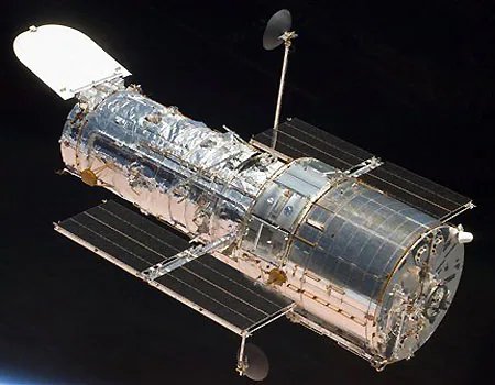 Hubble Space Telescope science operations, camera back online after error