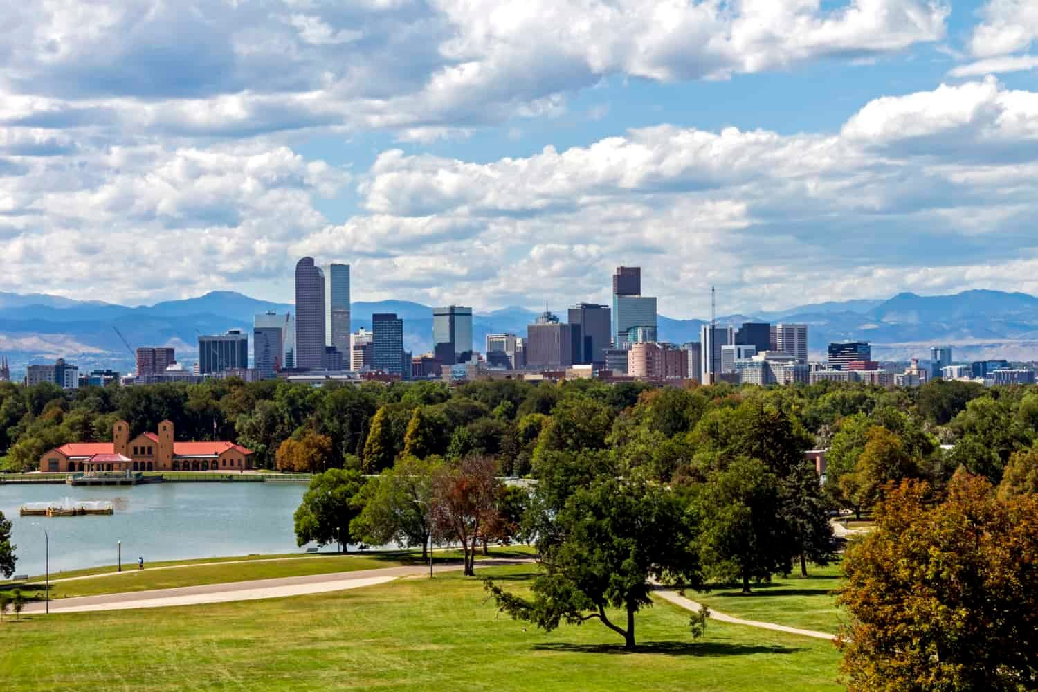 Denver, Colorado skyline a beautiful park on a lovely autumn day