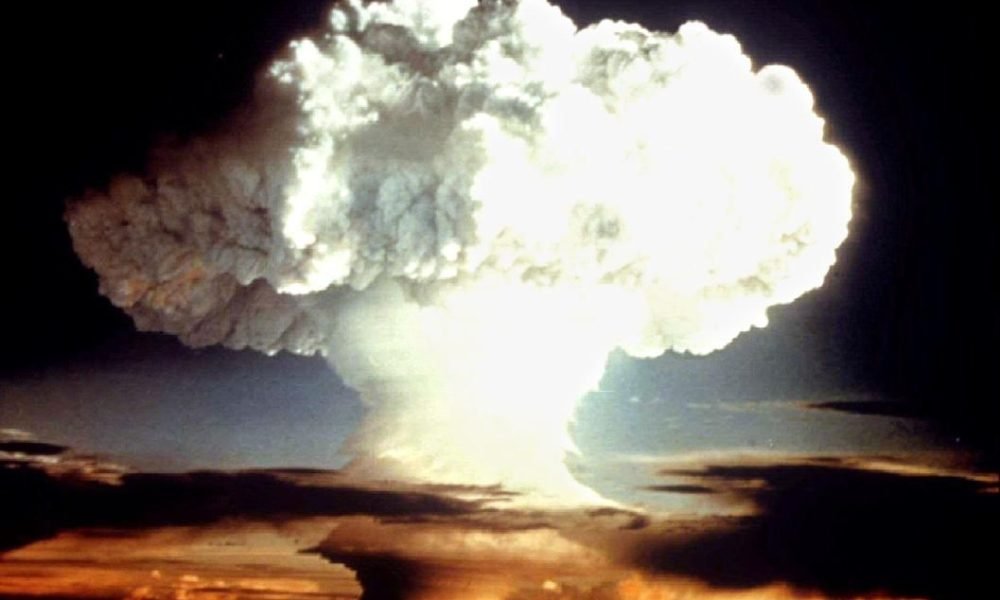 1516941290 what is the doomsday clock 1000x600 - What is the Doomsday Clock?
