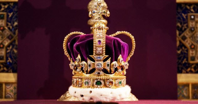 10 things you didnt know about the british crown jewels - 10 Things You Didn't Know About The British Crown Jewels